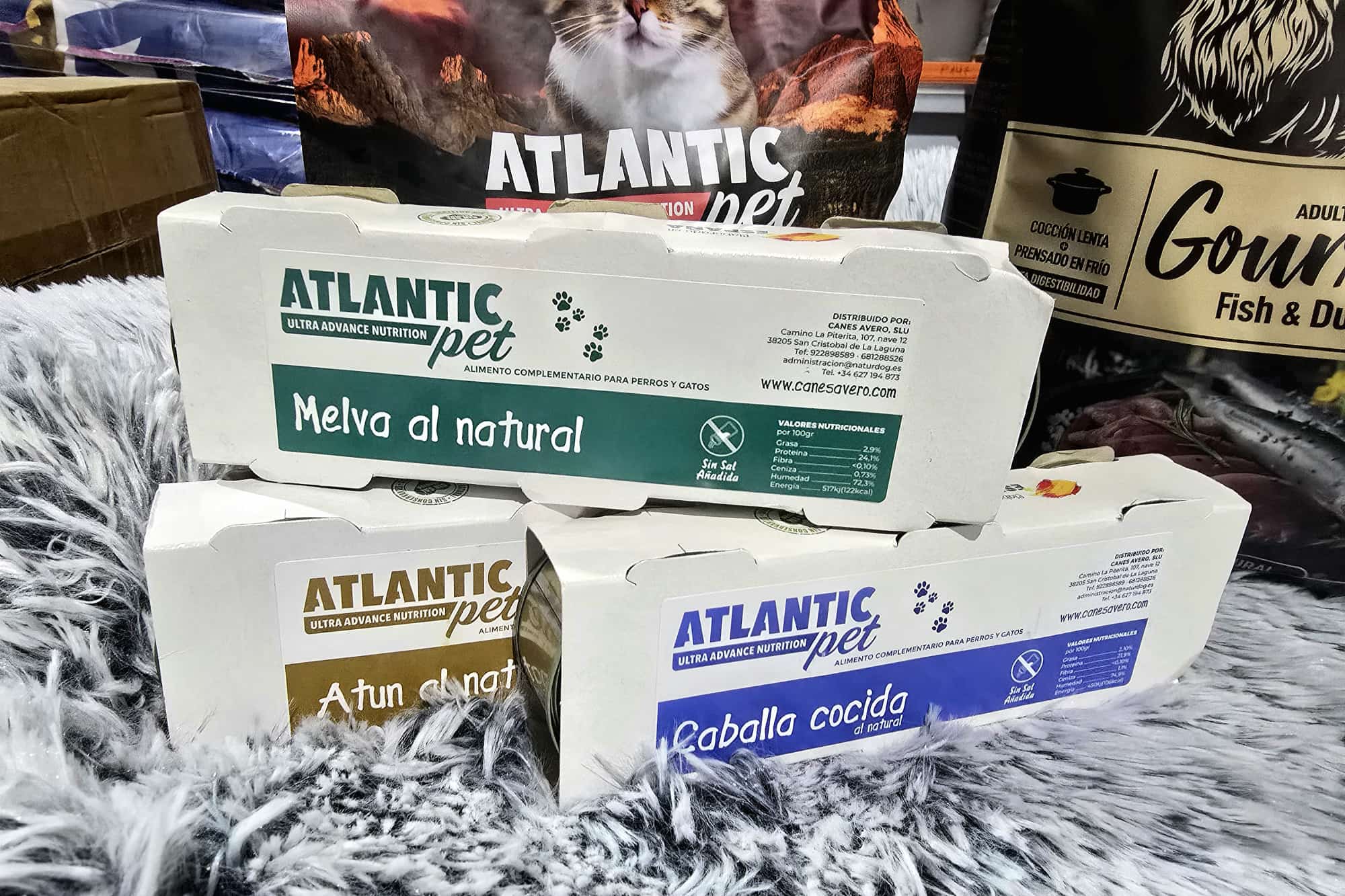 ATLANTICPET HÚMEDOS MELVA DESMENUZADA AL NATURAL (3x80gr).